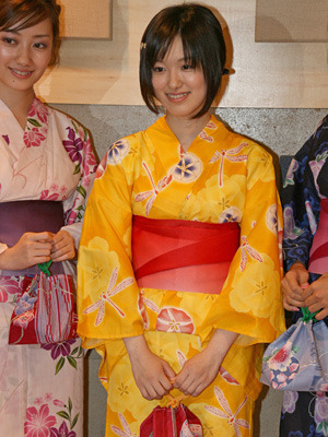 大後寿々花、夏らしい黄色の浴衣姿で登場