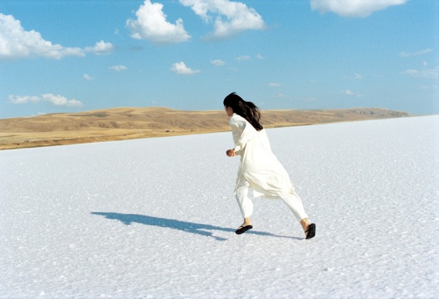 小松菜奈1st写真集「Trabzon」