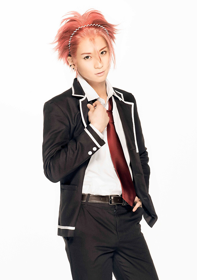 蔵王立（荒牧慶彦）-(C)馬谷くらり／眉難高校演劇部