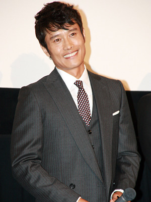 “バッド”＝ギャングのボス役、イ・ビョンホン