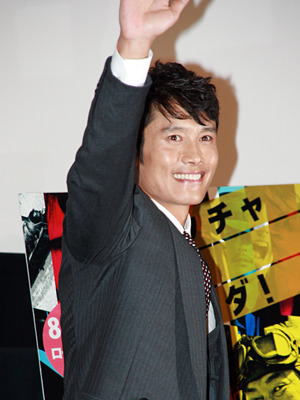 キラースマイルにファン熱狂！