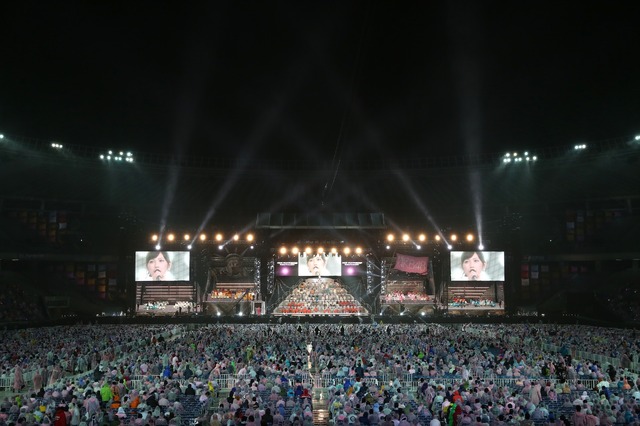 「AKB48 37thシングル選抜総選挙 <第1部>AKB48グループによるライブ」 (C)AKS