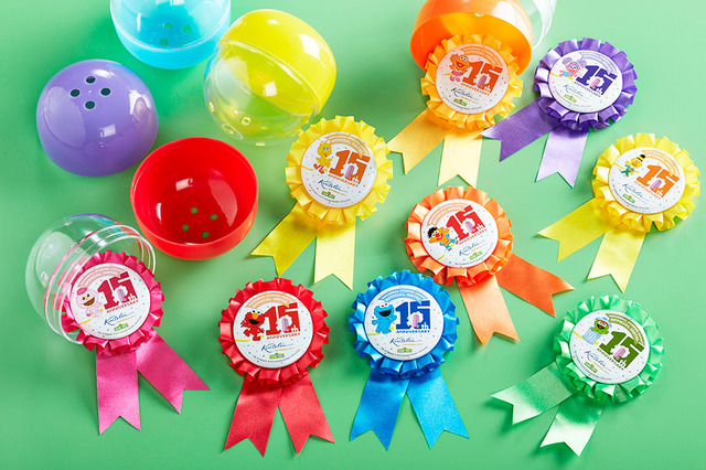 オリジナルリボン付きバッジ／開業15周年セレブレーション