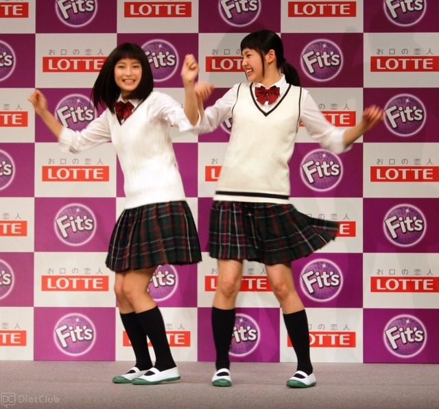 広瀬すずと南乃彩希が「なかよしダンス」を披露