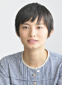 『プール』伽奈　photo：Yoshio Kumagai