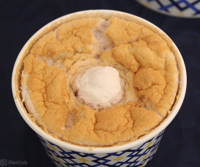 期間限定の「ザ・さくらシフォン with さくらクリーム」