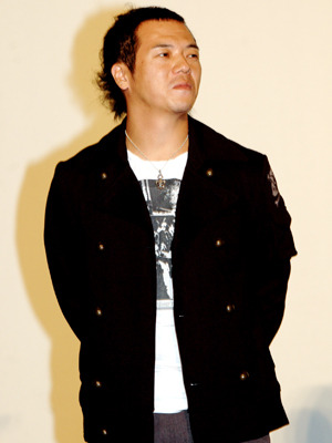 『クローズ ZERO』シリーズに続き小栗旬と共演