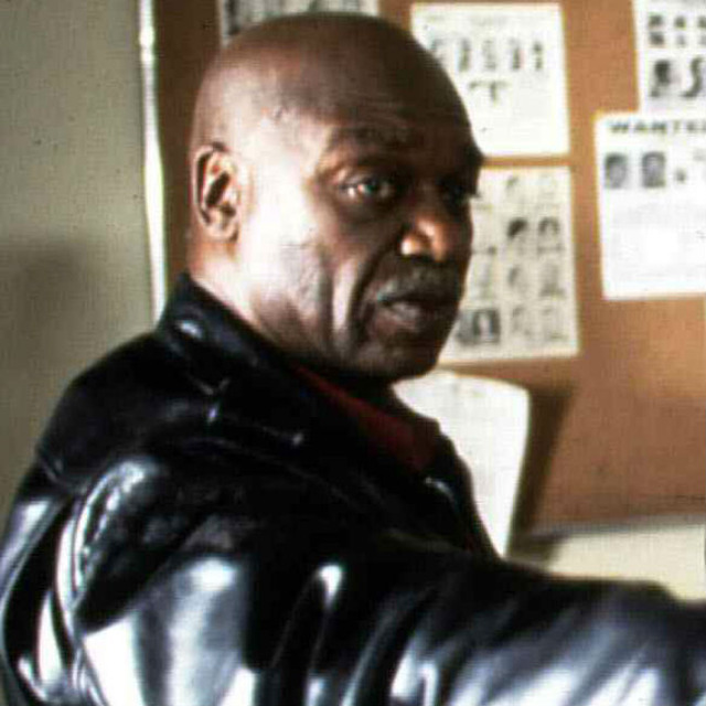 トニー・バートン