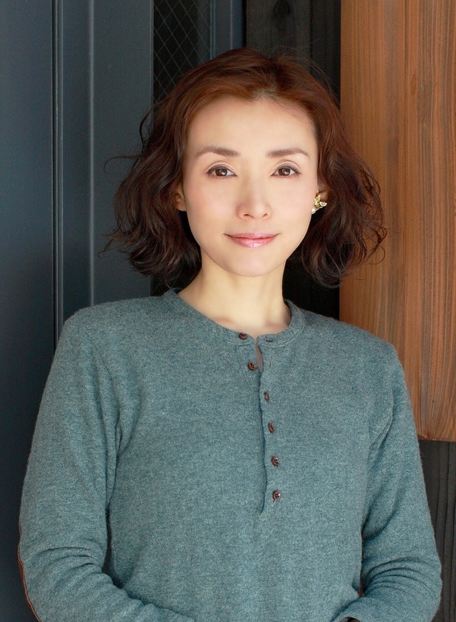 中嶋朋子／『美しい星』（C）2017「美しい星」製作委員会