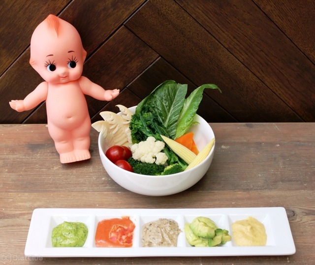 「サラダボウル 5種のカラフルマヨディップ」（ディナーメニュー）