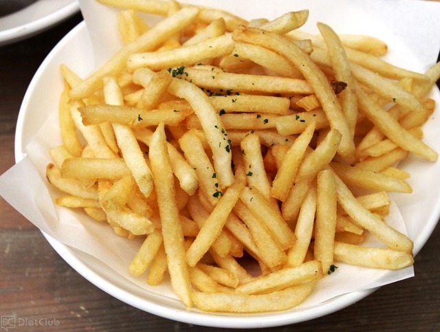 「えらべるフレンチフライ 5種のカラフルマヨディップ」の細切りポテト（ディナーメニュー）