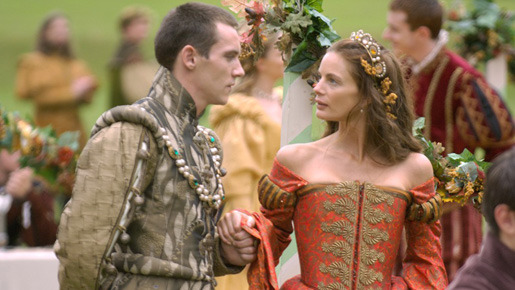 ヘンリー8世を取り巻く美女たちにも注目　-(C) 2007 TM Productions Limited and PA Tudors Inc. All Rights Reserved.