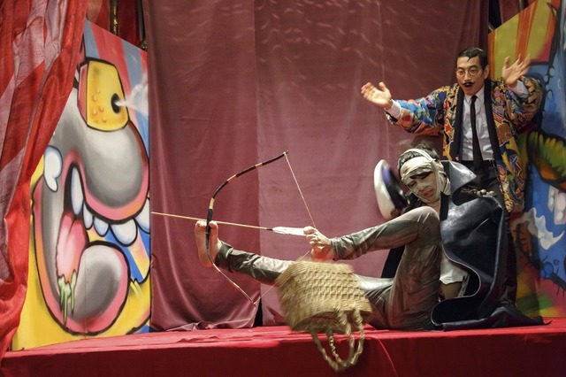 鞭棄、嵐鯉治郎／『少女椿』（C）2016『少女椿』フィルム・パートナーズ