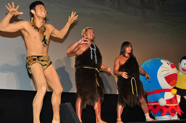 小島よしお、棚橋弘至選手、真壁刀義選手／『映画ドラえもん 新・のび太の日本誕生』初日舞台挨拶