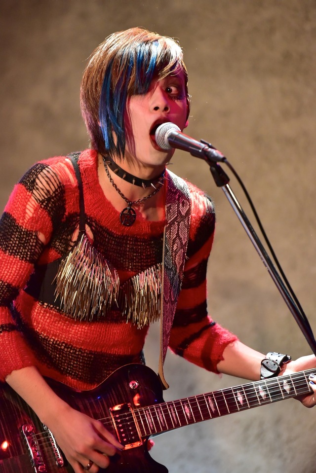 北村匠海／『あやしい彼女』　 (C) 2016「あやカノ」製作委員会　(C) 2014 CJ E&M CORPORATION