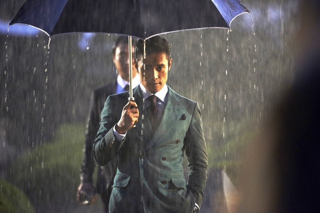 『インサイダーズ／内部者たち』　（C）2015 SHOWBOX AND INSIDE MEN, LLC. ALL RIGHTS RESERVED