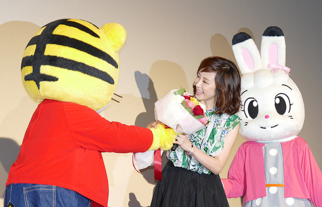 山口もえ／『しまじろうと えほんのくに』完成披露試写会