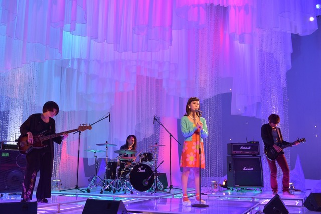 『あやしい彼女』（C）2016「あやカノ」製作委員会（C）2014 CJ E&M CORPORATION