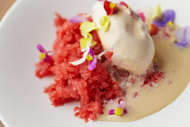 虎ノ門ヒルズ　ピルエット「エカルラート」