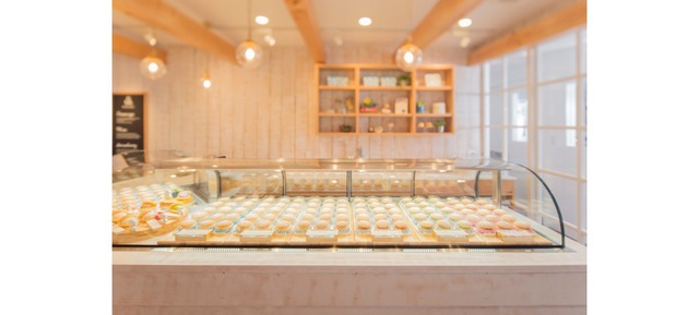 表参道の生ブッセ専門店「anovan（アノヴァン）」店内