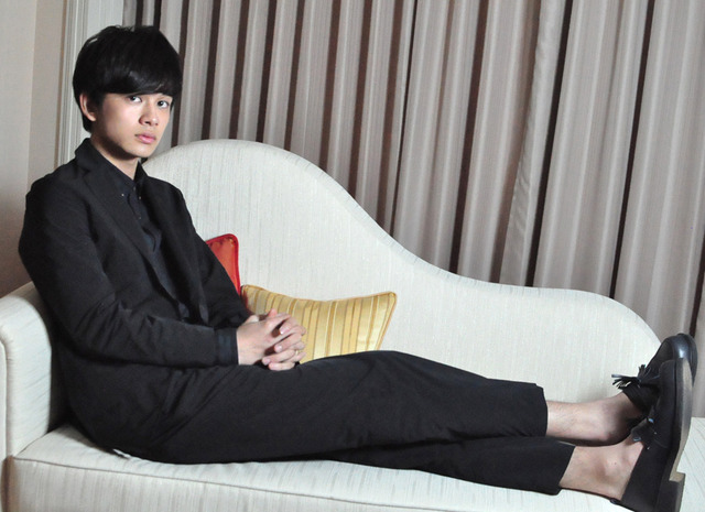 北村匠海『あやしい彼女』／photo：Naoki Kurozu