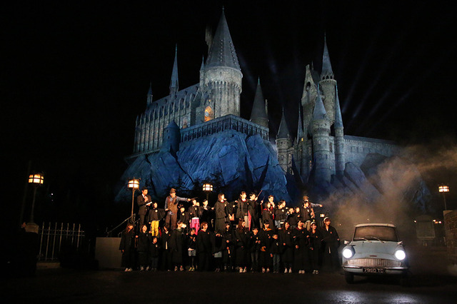 広瀬アリス・＆すず姉妹／「ハリー・ポッター」新アトラクション・オープニング・セレモニー in USJ