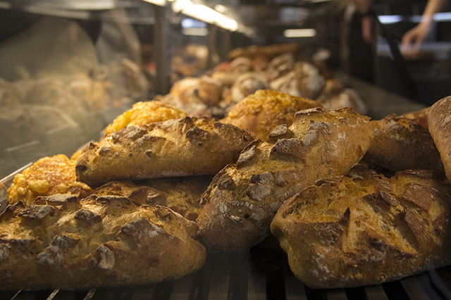 NEWoMANのグルメゾーンがいよいよオープン