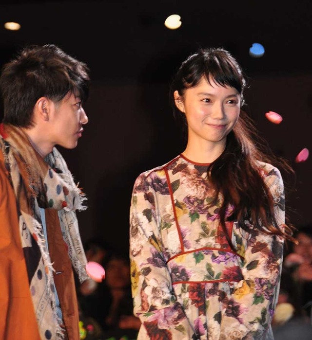 宮崎あおい＆佐藤健／『世界から猫が消えたなら』完成披露試写会