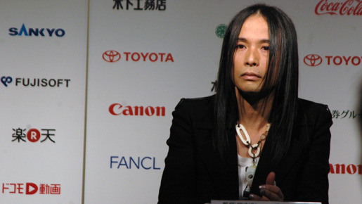 『ACACIA』記者会見　辻仁成