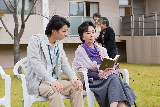 横浜流星＆星由里子／『イブの贈り物』