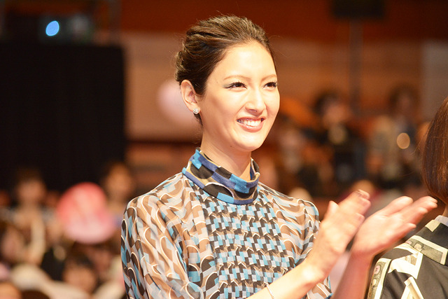 菜々緒『オオカミ少女と黒王子』