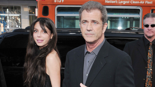 『ウルヴァリン：X-MEN ZERO』のプレミアに、ゲストとして出席した際のメル・ギブソンとオクサナ・グリゴリエヴァ -(C) Rex Features/AFLO