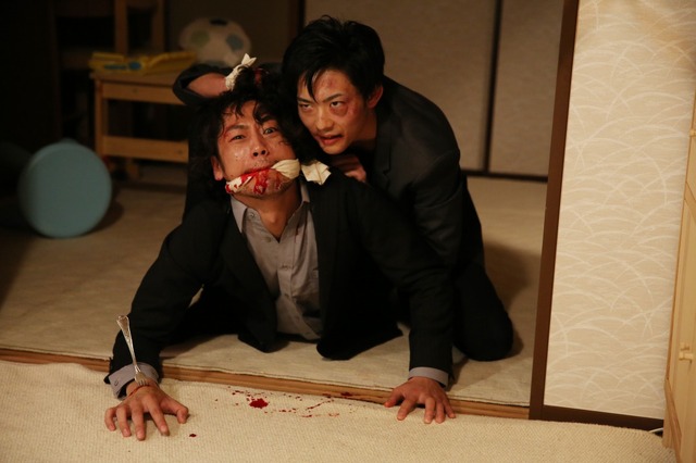 『シマウマ』（C）2015東映ビデオ