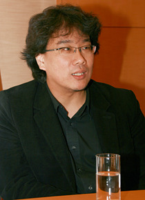 『母なる証明』　ポン・ジュノ監督