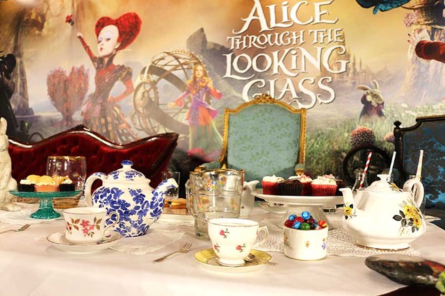 『アリス・イン・ワンダーランド／時間の旅』記者会見@ロンドン