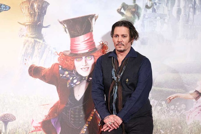 ジョニー・デップ『アリス・イン・ワンダーランド／時間の旅』記者会見@ロンドン