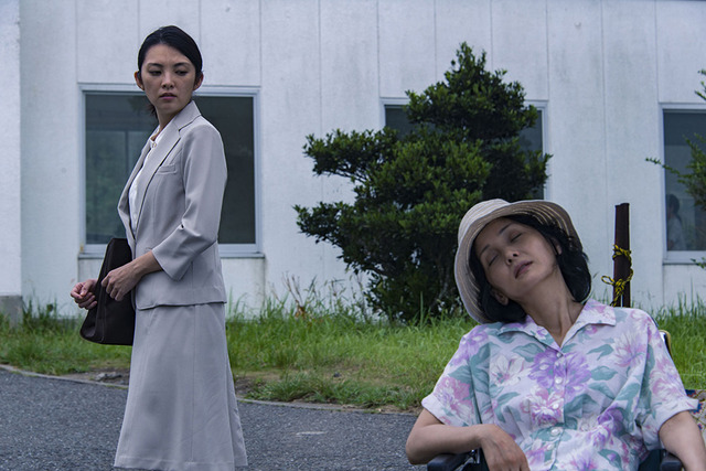 『葛城事件』　(C)2016「葛城事件」製作委員会