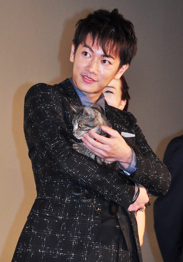佐藤健＆パンプ／『世界から猫が消えたなら』舞台挨拶