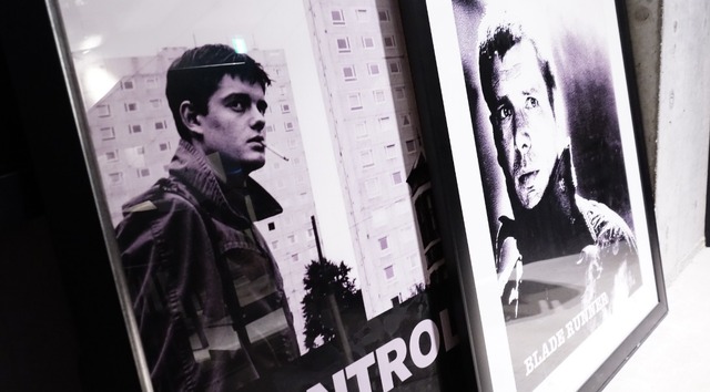 デヴィット・リンチのコーヒーを堪能！映画好きの隠れ家「渋谷カフェ：モノクローム」