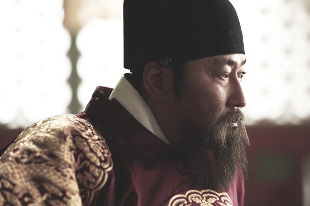 『王の運命ー歴史を変えた八日間ー』　(C) 2015 SHOWBOX AND TIGER PICTURES ALL RIGHTS RESERVED