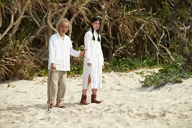 『シェル・コレクター』(C) 2016 Shell Collector LLC(USA)、「シェル・コレクター」製作委員会