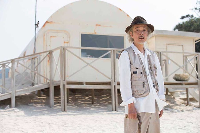 『シェル・コレクター』(C) 2016 Shell Collector LLC(USA)、「シェル・コレクター」製作委員会