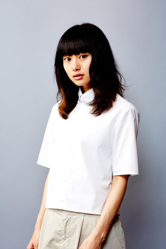 忽那汐里／『KINGSGLAIVE FINAL FANTASY XV』 (C)2016 SQUARE ENIX CO., LTD. All Rights Reserved.