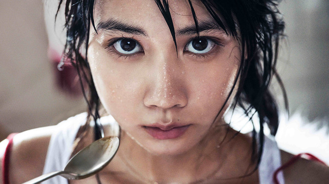 松本穂香「ビーフカレー〈LEE〉」の新CM