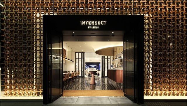「INTERSECT BY LEXUS」