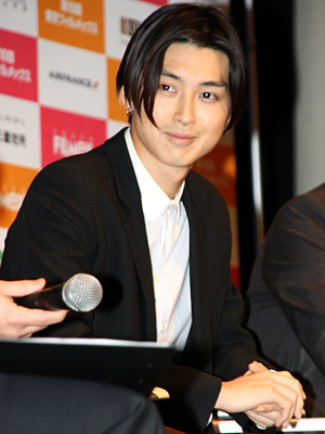 ケンタ役の松田翔太