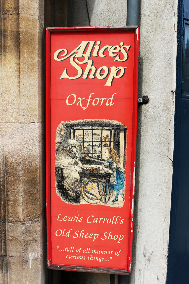 Alice's Shop／アリスのはじまりを紐解く旅＜オックスフォード編＞