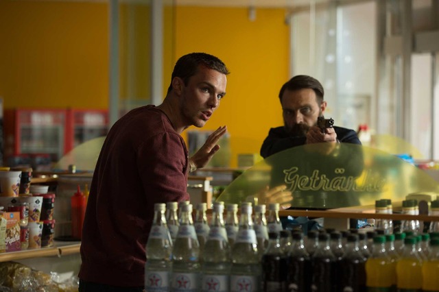 『アウトバーン』　（C）2015 IM GLOBAL FILM FUND, LLC ALL RIGHTS RESERVED.