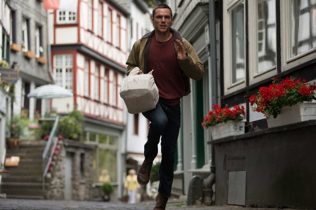 『アウトバーン』　（C）2015 IM GLOBAL FILM FUND, LLC ALL RIGHTS RESERVED.