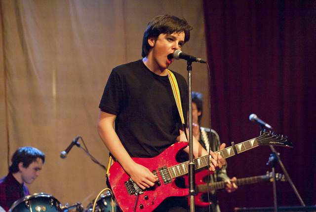 『シング・ストリート　未来へのうた』　（C） 2015 Cosmo Films Limited. All Rights Reserved